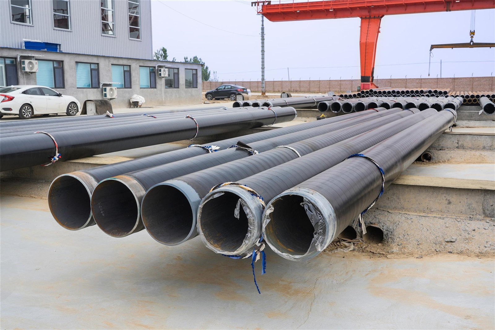 What Are The Differences in The Anticorrosion Workshop Of Huayang Steel Pipe